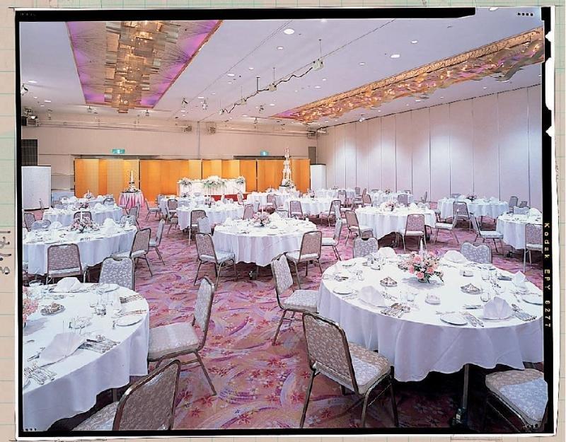 Okayama Royal Hotel Buitenkant foto