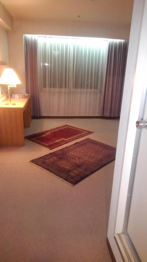 Okayama Royal Hotel Buitenkant foto